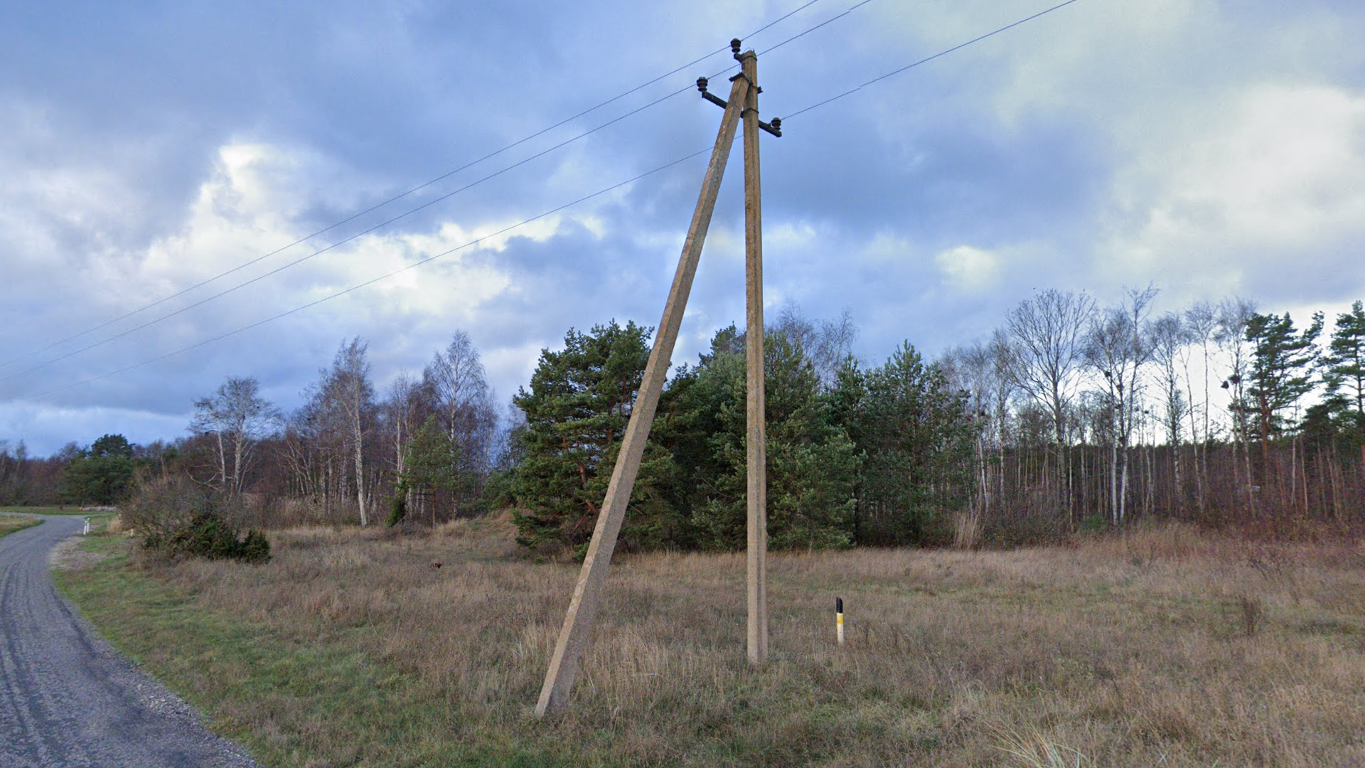 Estonia concrete poles